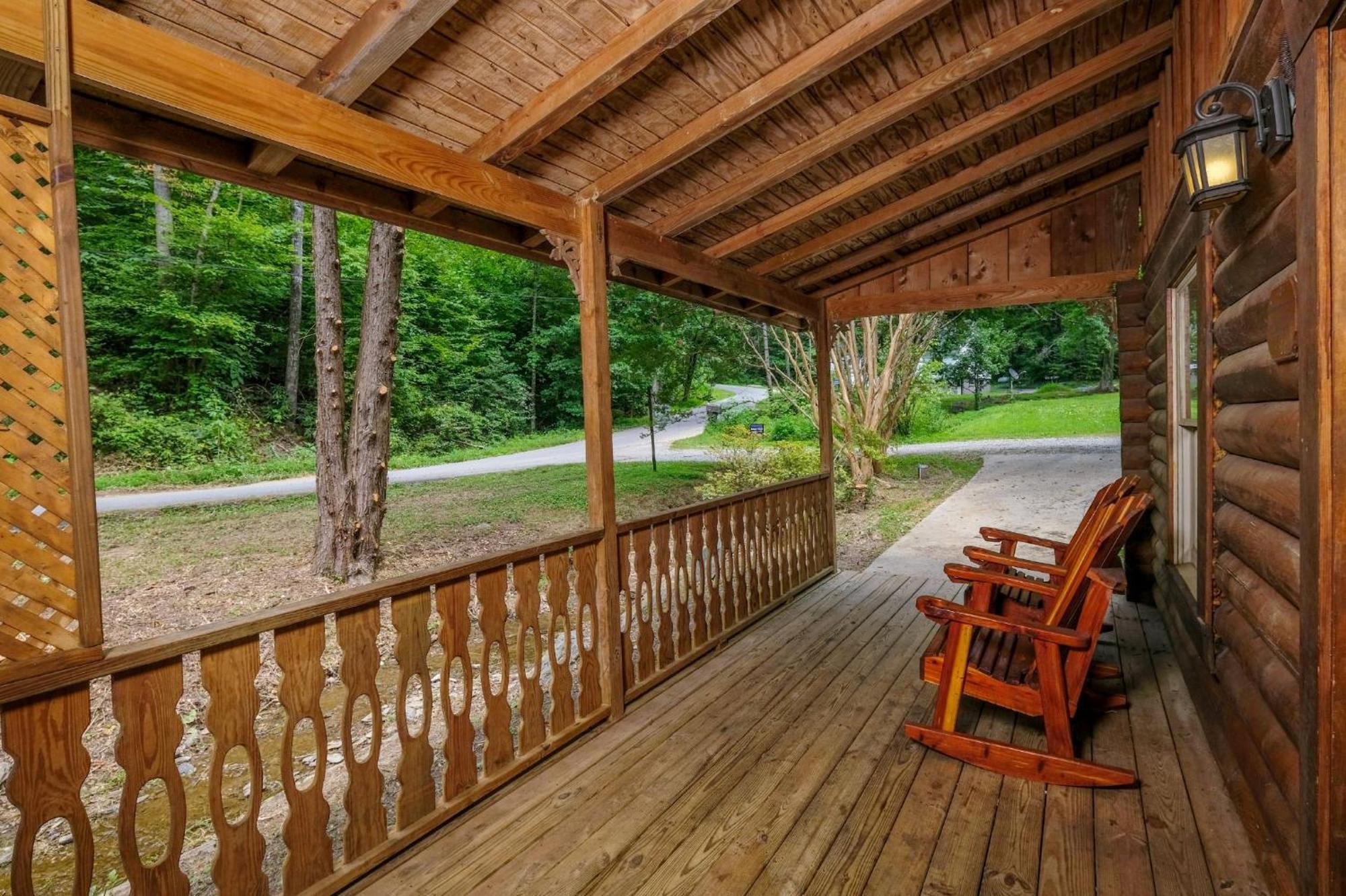 Grove Creek Cabin Gatlinburg Exterior photo